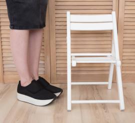 Складний дитячий стілець